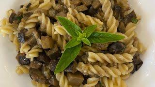 Pasta con le melanzane in bianco