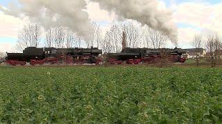 52 8029 und 52 8047 Zementsilozug nach Deutschenbora