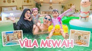 BUNDA SURPRISE LEIKA LEXIE STAYCATION DI VILLA KEREN  LEIKA & LEXIE BERENANG MANDI BUSA