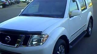 2009 Nissan Pathfinder LE