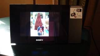 Sony Digital S-Frame DPP-F700 as a picture frame