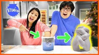 Ryan’s Mommy & Daddy DIY Hand Mold! Holding Hands Experiment!