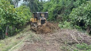 Improvement of Plantation Roads with the Latest D6R XL Bulldozer Technology