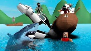 Ужасная акула сьела лодку и людей Массовая охота на акул РОБЛОКС ШАРК  Как я стал акулой Мульт игра
