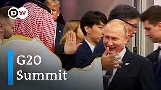 'Buddy handshake' between Vladimir Putin and Mohammed bin Salman causes stir | DW News