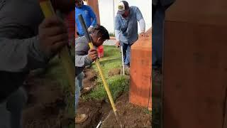 Raised Beds in my Client's Front Yard Pt 2 | Farmer Nick #shorts