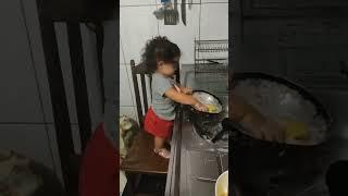 Child cleaning  #kids #baby #babies #adorable #cute #small #lovely