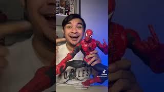 AGAMDADAM BOSEN SAMA HOT TOYS SPIDER-MAN 