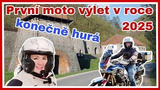 První moto výlet 2025! ️ Jak se jezdí po zimě? | Stará Huť u Adamova