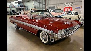 1961 Oldsmobile Starfire