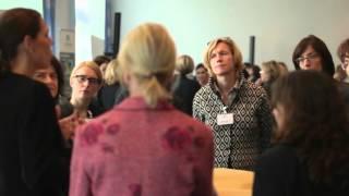 Frauen netzwerken beim 1. Immobilien-Frauen Kongress von Heuer Dialog