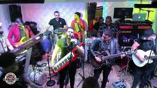 Joel Insuperable En Vivo : Lugo's Lounge