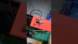 I built a “friendly” fly trap  #electronics #arduino #engineering