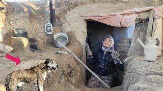 "Grandma builds a clay oven in a cave for cooking: Ancient skills in the heart of nature"️