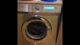 Aeg very unbalanced spin in service mode (Washer Lover 2008)