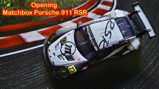 Opening Matchbox Porsche 911 RSR