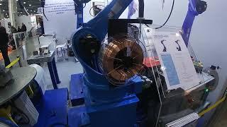 Шестиосный манипулятор. Промышленный робот  / Международная выставка  / Москва, «Крокус Экспо»