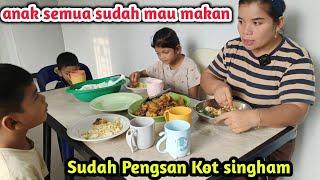 Sampai Siang Kami Tunggu Singham Gak Bangun bangun Jadi Kami Tinggalkan dia Makan