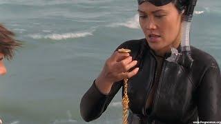 Tia Carrere, her dive double, a shark, and some treasure (now in FULL HD)