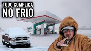 CARROS QUEBRANDO E CAMINHÕES ATOLANDO - FICA TUDO MAIS COMPLICADA NA NEVE ️️