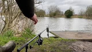 Screaming carp fishing run on Nash Scope 3.5lb rods