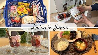 grocery shopping, buy snacks, online haul, strawberry parfait, make dinner | japan vlog