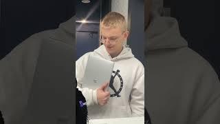 Не вмикається MacBook після залиття. BashMac рятує після інших сервісів Apple