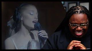 Voice teacher dissects ARIANA GRANDE's SANTA TELL ME (LIVE VERSION)