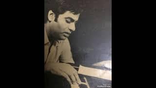 Jagjit Singh sings ‘Ishq ki dastan’.