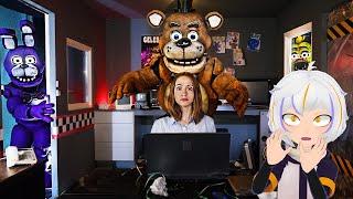 Five Nights at Freddy's en la vida real! | ChuyMine REACCIONA a Shiloh y Bros Español