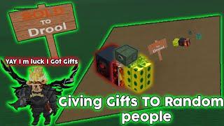 Giving Gifts To Random People In Lumber Tycoo2 (*LT2*)