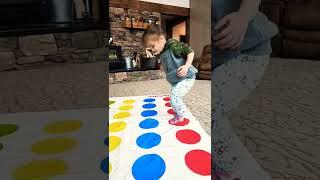 CUTE 3 YEAR OLD GIRL PLAYING TWISTER GAME ASMR #shorts #short #twister #game #shortsfeed #shortfeed