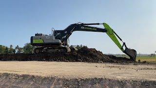 Zoomlion Excavator Loading Mud in Dump Truck