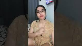 BIGO LIVE TANTE PAKAI DASTER LAGI NIH SAMBIL GOYANG EBOT GUYS