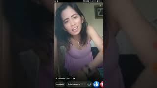 Tante Live Sambil Pamer Pemandangan BULU!!!!!