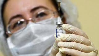 Russia begins mass vaccination effort