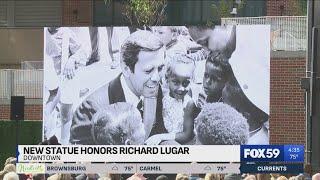 Statue honors Richard Lugar, late former U.S. senator and Indianapolis mayor