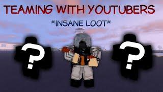TEAMING WITH YOUTUBERS - Apocalypse Rising 2 (Roblox)