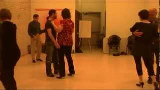 Argentine Tango Lesson - Cross Step Pattern - Spiral twist ending