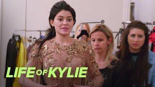 Kylie Jenner Wants What Done to Her Versace Gown?! | Life of Kylie | E!