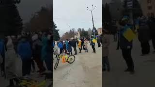 Місто Токмак, Запорізька область. Мирні жителі вийшли на мітинг проти російських окупантів!