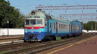Прибытие дизель-поезда Д1-688/742 и подача дизеля Д1-776/713