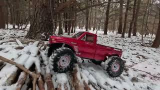 Redcat Ascent  on a 3s lipo fully stock snowy trail drive, good stock tire test!