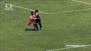 Gol de Jorge Campos siendo portero anota a Qro