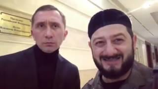 Кадыров опубликовал видео с «Путиным» и Галустяном