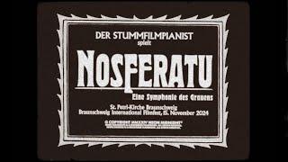 Short Cut: Der Stummfilmpianist Richard Siedhoff führt „Nosferatu – Eine Symphonie des Grauens“ auf