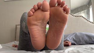 Feet JOI asmr video