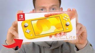 UNBOXING The New Nintendo SWITCH LITE