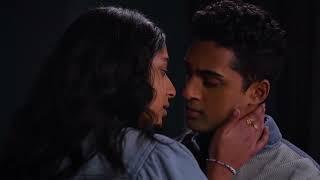 Des and Devi Kiss Scene - Never Have I Ever
