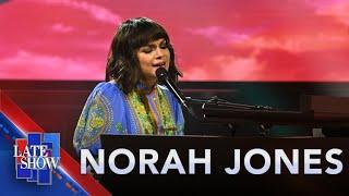 “Paradise” - Norah Jones (LIVE on The Late Show)